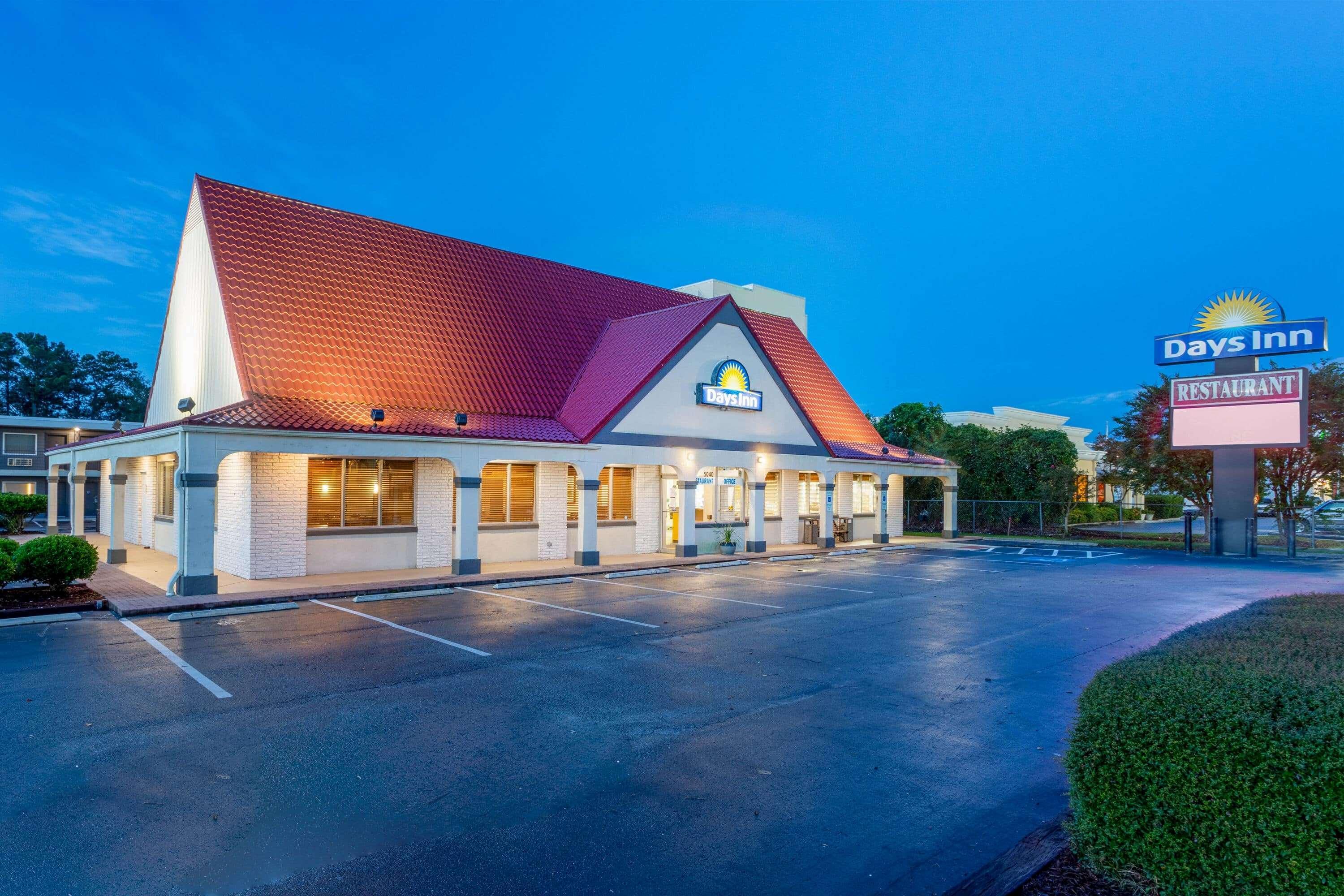 Days Inn By Wyndham Wilmington / University Exterior foto