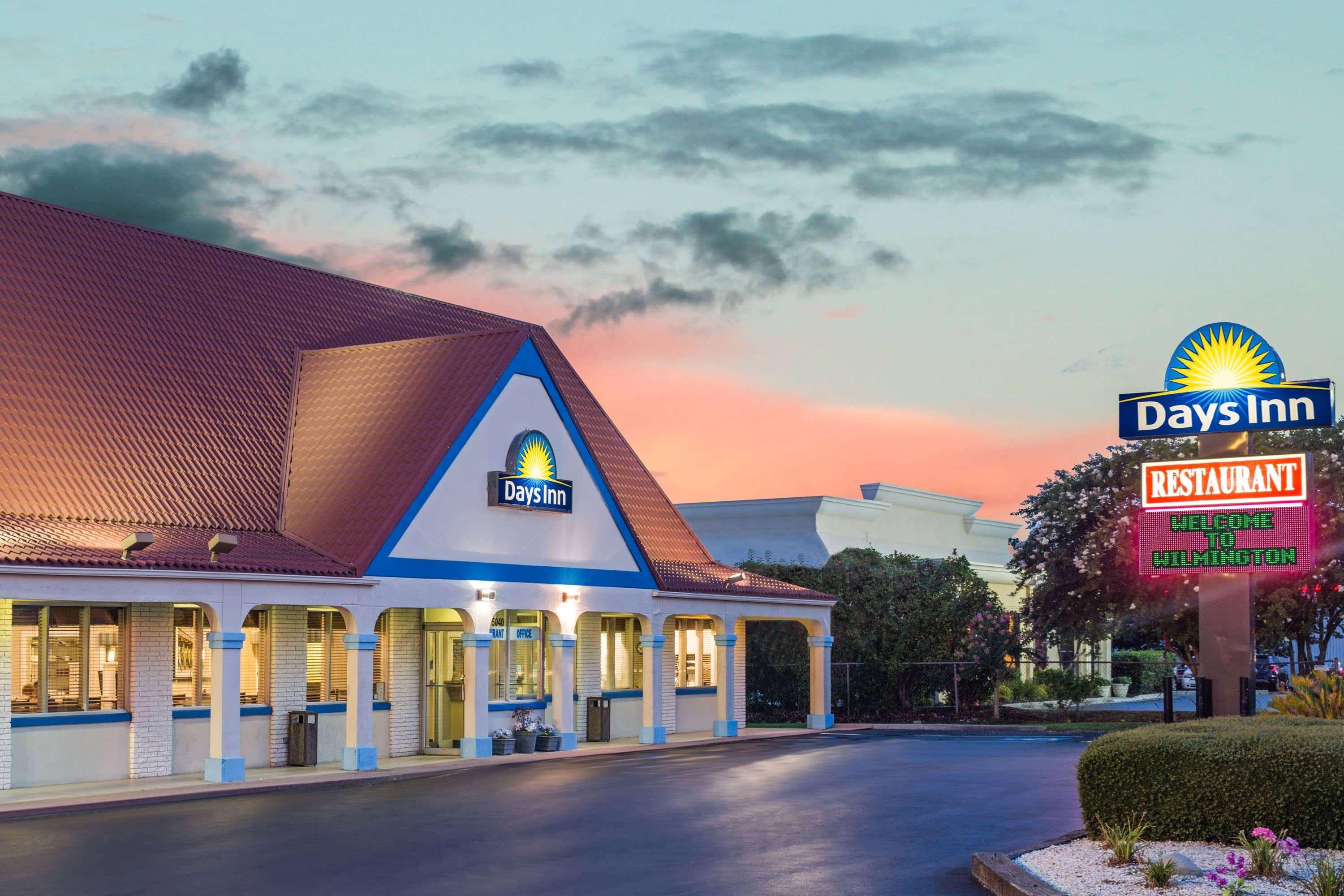 Days Inn By Wyndham Wilmington / University Exterior foto